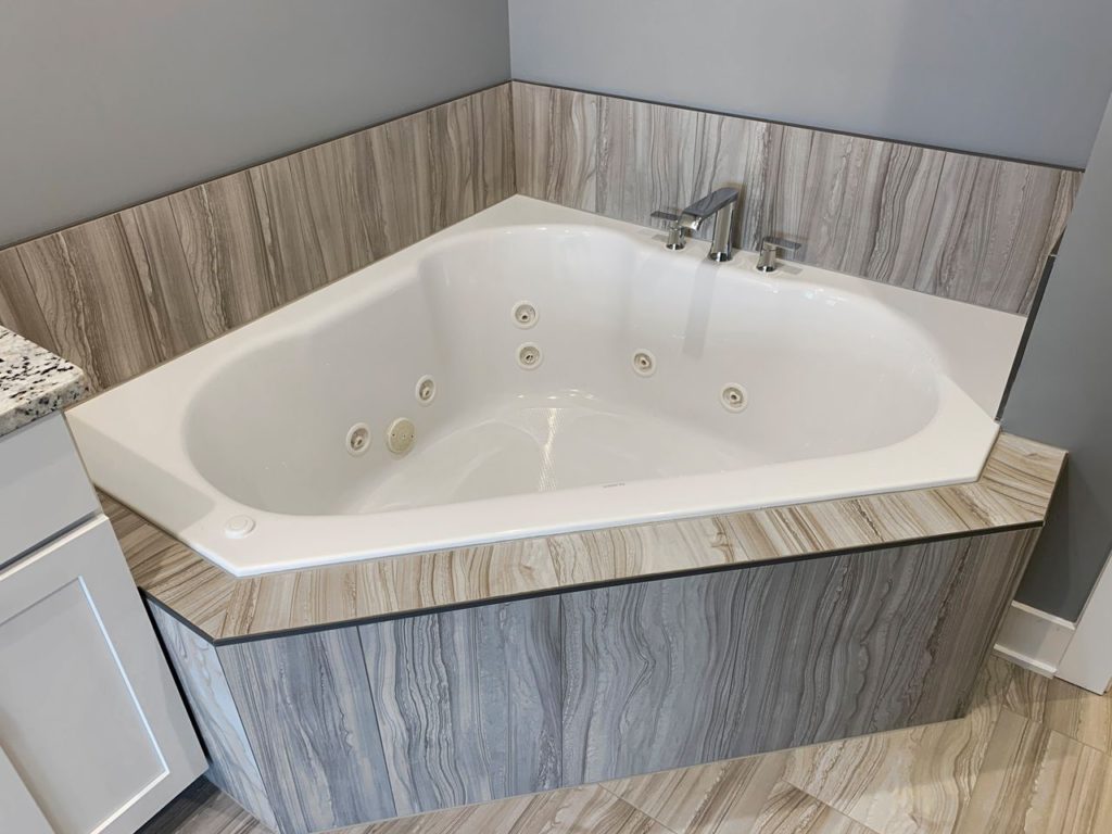 remodel jacozzi tub